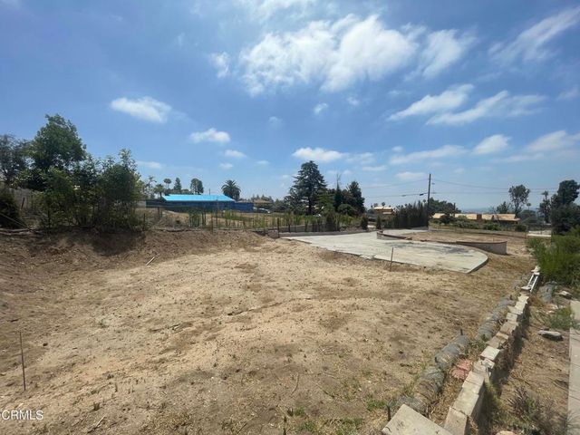 221 E Las Flores Drive, Altadena, CA 91001