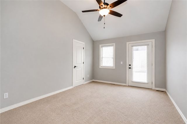 597 N Rupple Road, Fayetteville, AR 72704