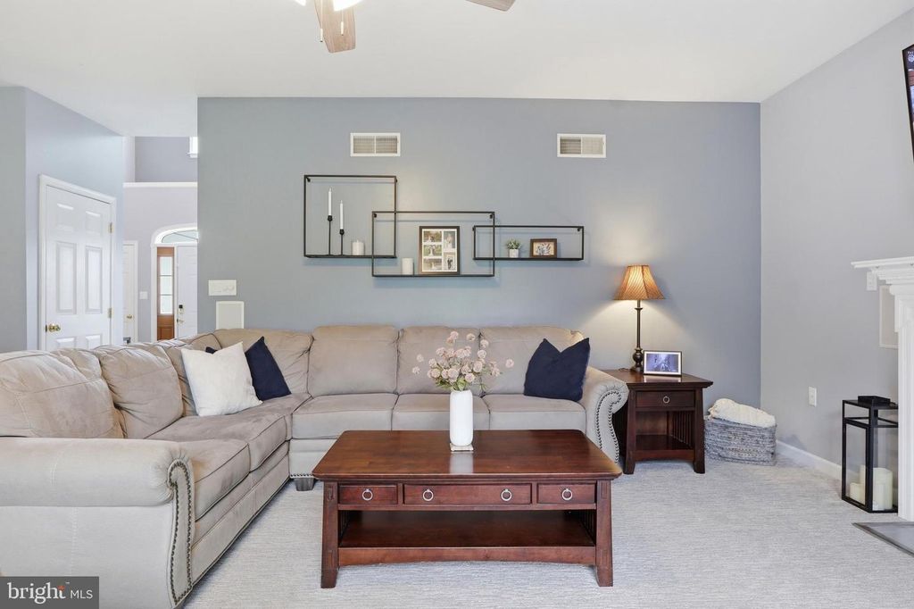 Image 15 of property listing at 2632 FARMSTEAD WAY, York, PA 17408