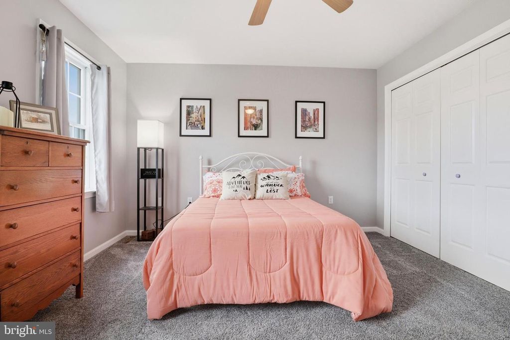 Image 29 of property listing at 2632 FARMSTEAD WAY, York, PA 17408