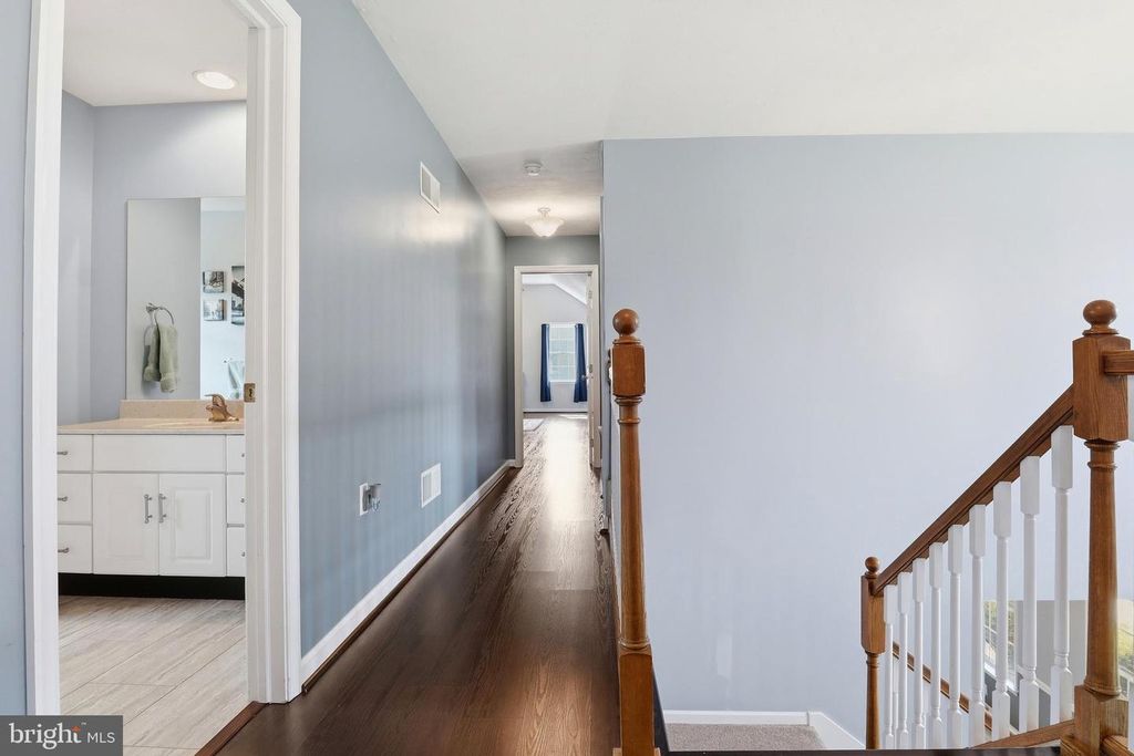 Image 33 of property listing at 2632 FARMSTEAD WAY, York, PA 17408