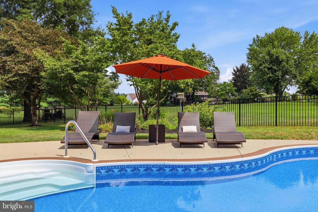 Image 53 of property listing at 2632 FARMSTEAD WAY, York, PA 17408