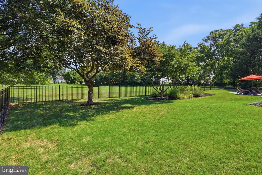 Image 66 of property listing at 2632 FARMSTEAD WAY, York, PA 17408