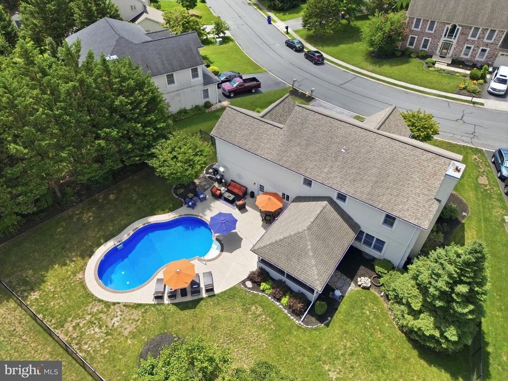 Image 73 of property listing at 2632 FARMSTEAD WAY, York, PA 17408