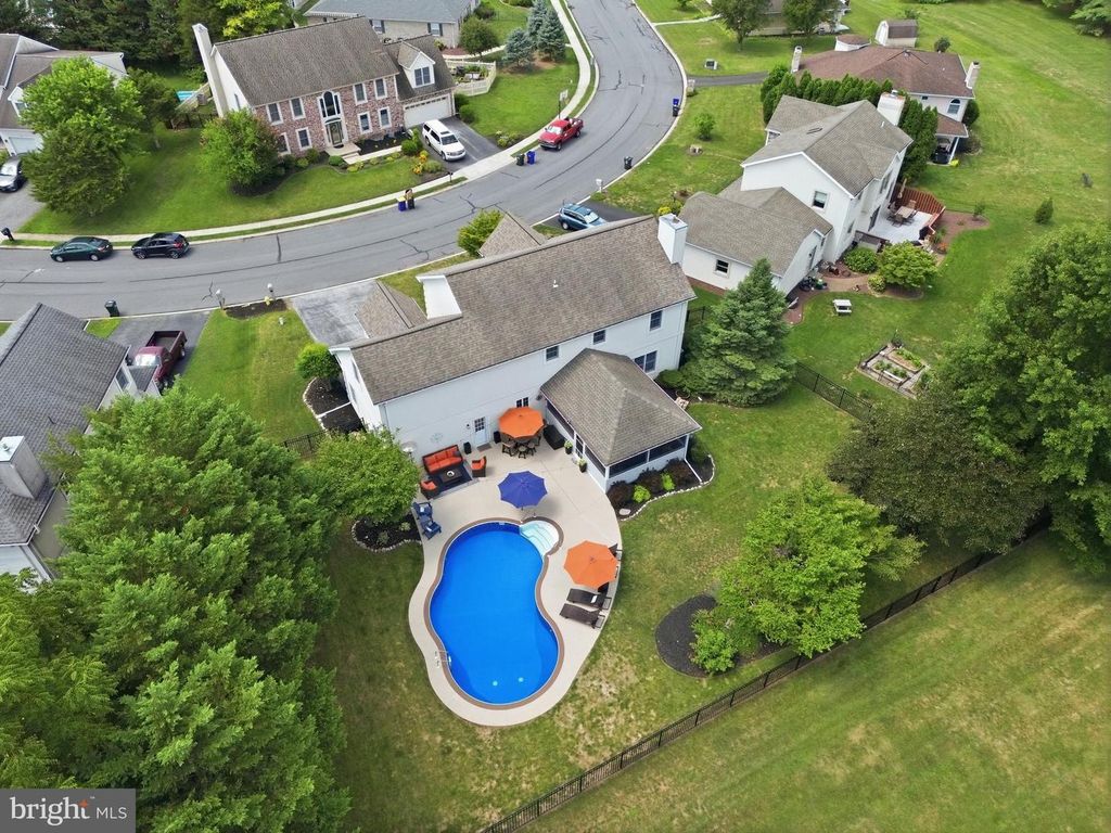 Image 74 of property listing at 2632 FARMSTEAD WAY, York, PA 17408