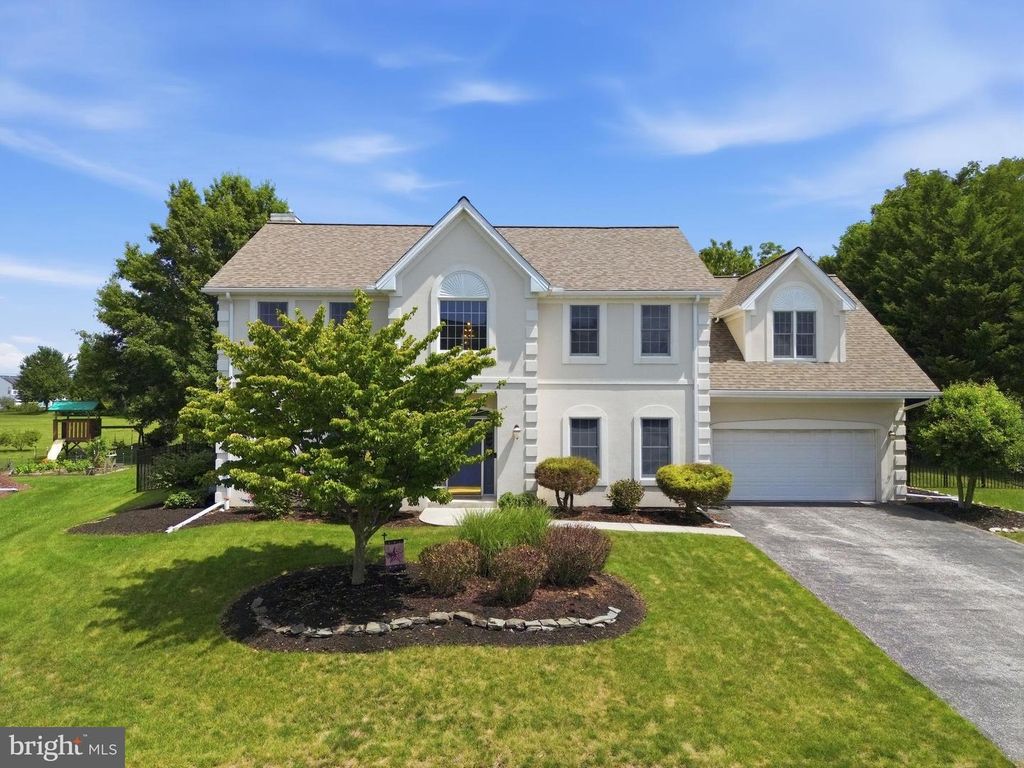 Image 89 of property listing at 2632 FARMSTEAD WAY, York, PA 17408