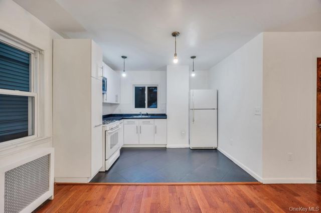 8631 131st Street, Richmond Hill, NY 11418