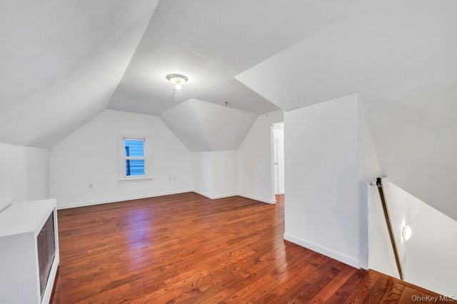 8631 131st Street, Richmond Hill, NY 11418