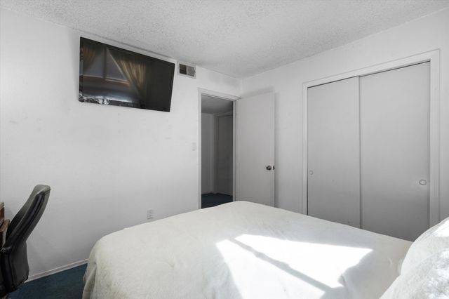 6908 Luella Anne Drive NE, Albuquerque, NM 87109