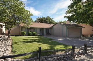 6908 Luella Anne Drive NE, Albuquerque, NM 87109