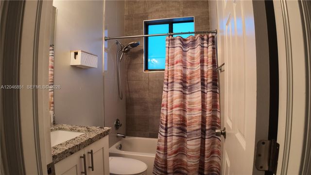 1831 SW 48th Avenue, West Park, FL 33023