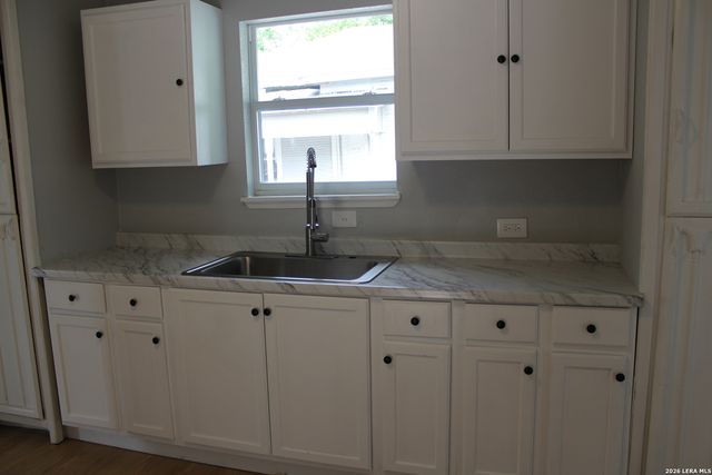 1109 Rivas, San Antonio, TX 78207