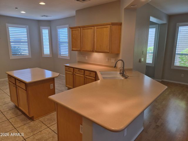 12385 W PINNACLE VISTA Drive, Peoria, AZ 85383