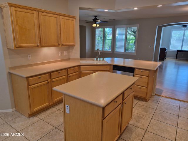 12385 W PINNACLE VISTA Drive, Peoria, AZ 85383