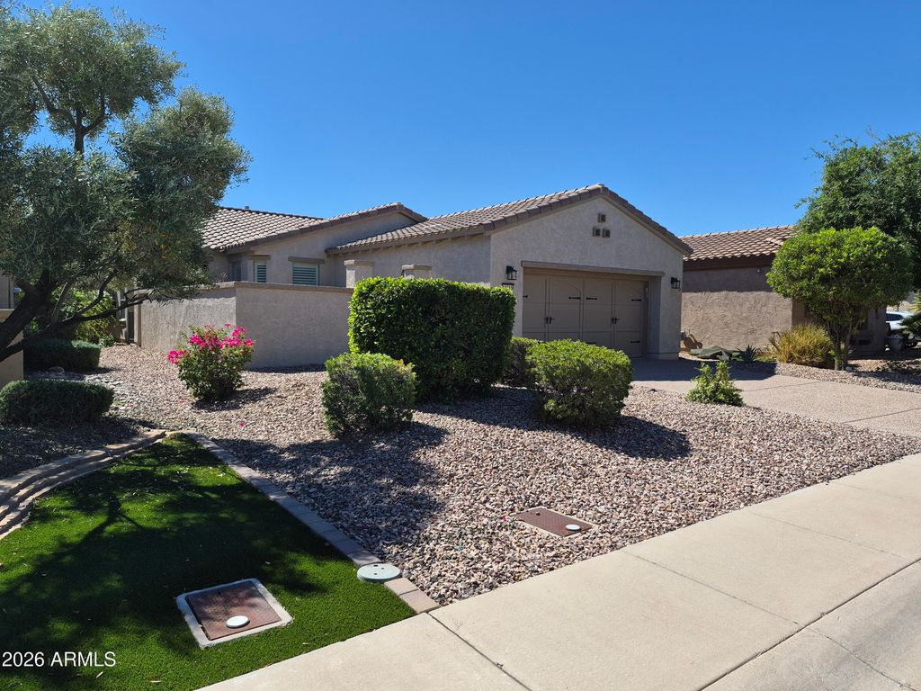 12385 W PINNACLE VISTA Drive, Peoria, AZ 85383 — photo 2
