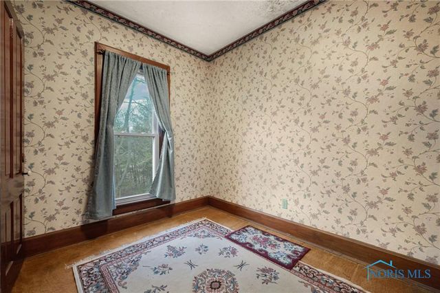 21356 State Route 12, Fostoria, OH 44830