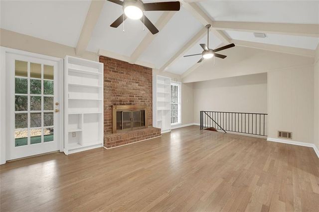 4517 E KINGS POINT Circle, Dunwoody, GA 30338