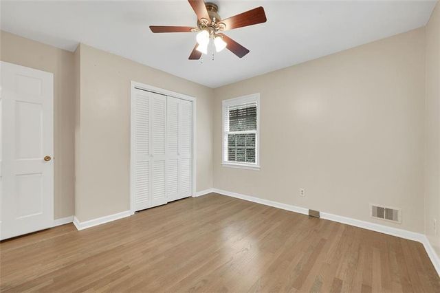4517 E KINGS POINT Circle, Dunwoody, GA 30338