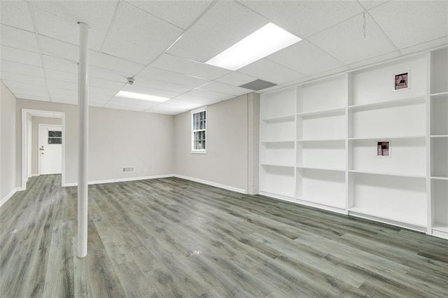 4517 E KINGS POINT Circle, Dunwoody, GA 30338