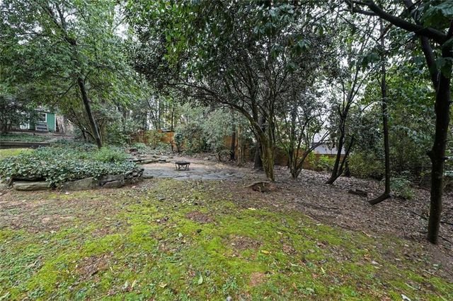 4517 E KINGS POINT Circle, Dunwoody, GA 30338