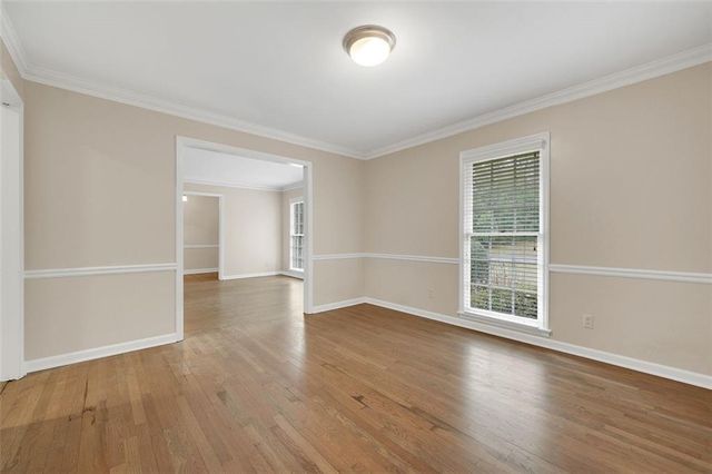 4517 E KINGS POINT Circle, Dunwoody, GA 30338