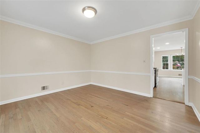 4517 E KINGS POINT Circle, Dunwoody, GA 30338