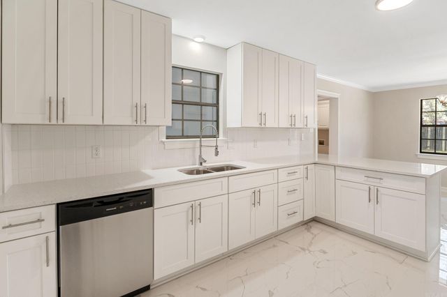 42 Westchester Court, Little Rock, AR 72223