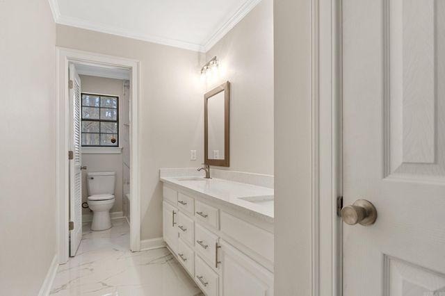 42 Westchester Court, Little Rock, AR 72223