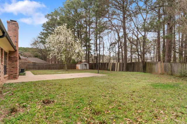 42 Westchester Court, Little Rock, AR 72223