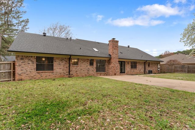 42 Westchester Court, Little Rock, AR 72223