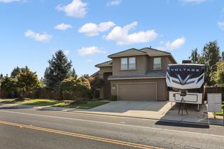 850 Evergreen Dr, Lodi, CA 95242