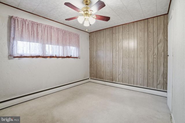 3220 GLENROSE AVE, Bristol, PA 19007