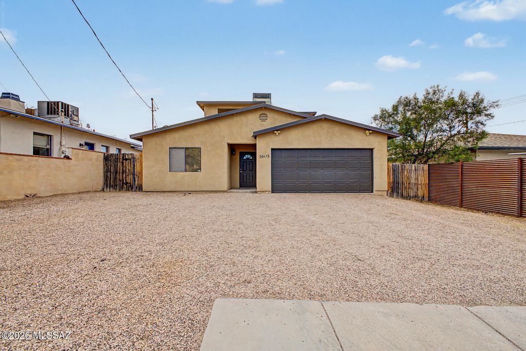 1605 N Fremont Avenue, Tucson, AZ 85719