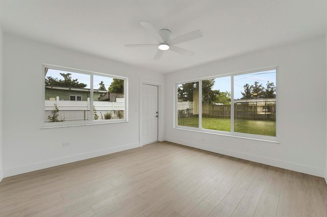 4142 Kirkland Lane, Lake Worth, FL 33461