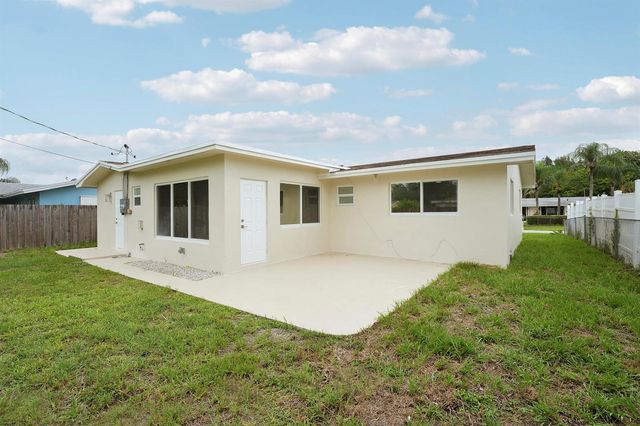 4142 Kirkland Lane, Lake Worth, FL 33461