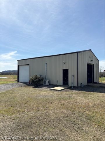 20545 280th Street, Poteau, OK 74953