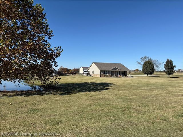 20545 280th Street, Poteau, OK 74953