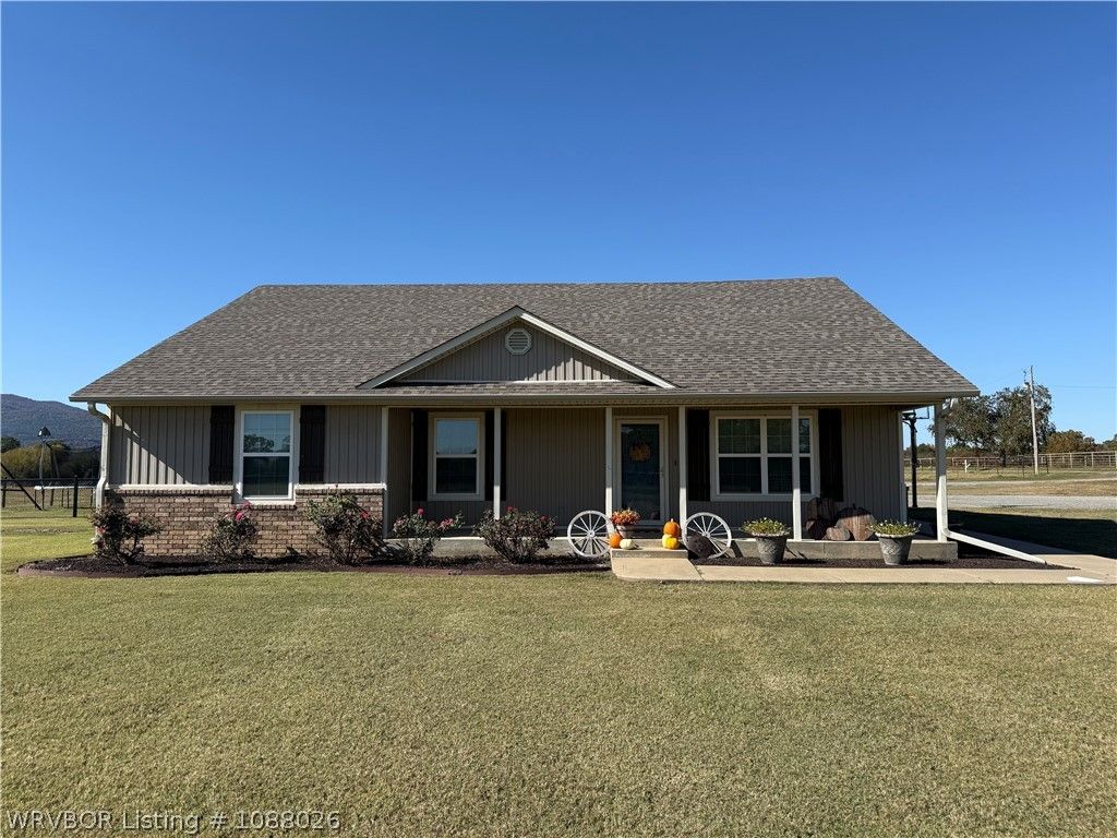 20545 280th Street, Poteau, OK 74953