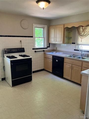 751 Dallas Drive, St Louis, MO 63125