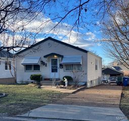 751 Dallas Drive, St Louis, MO 63125