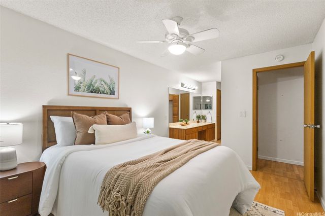 98-607 Kilinoe Street 8B2, Aiea, HI 96701