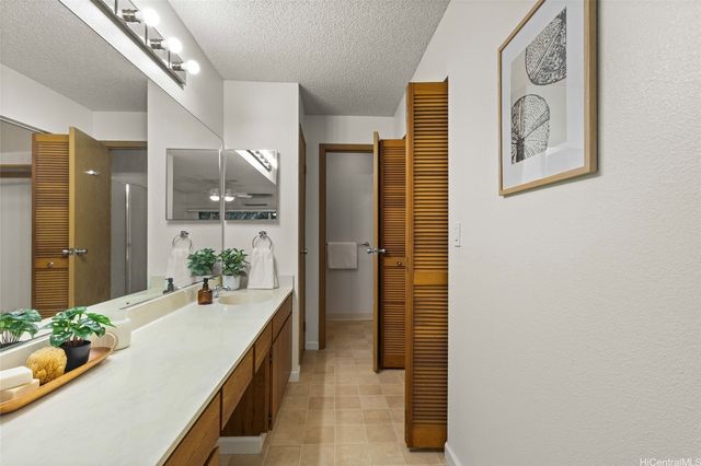 98-607 Kilinoe Street 8B2, Aiea, HI 96701