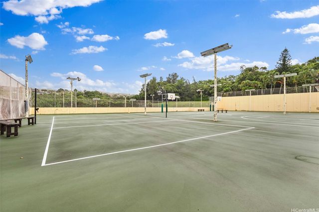 98-607 Kilinoe Street 8B2, Aiea, HI 96701