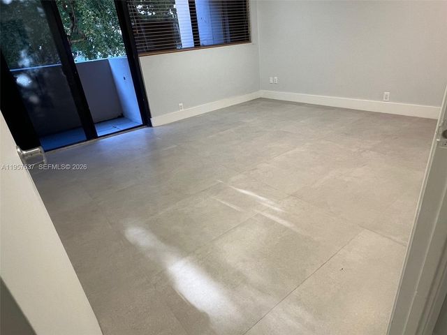 520 Brickell Key Drive O303, Miami, FL 33131