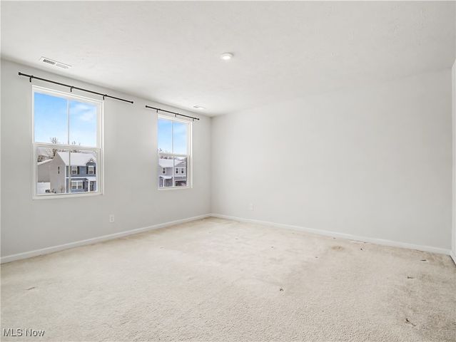 201 Taft Drive, Eastlake, OH 44095