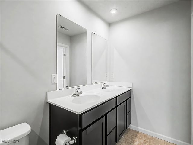 201 Taft Drive, Eastlake, OH 44095