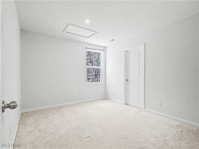 201 Taft Drive, Eastlake, OH 44095