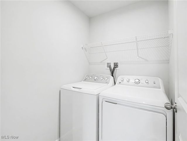 201 Taft Drive, Eastlake, OH 44095