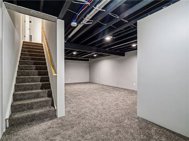 201 Taft Drive, Eastlake, OH 44095