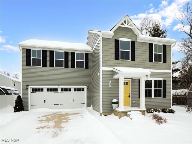 201 Taft Drive, Eastlake, OH 44095